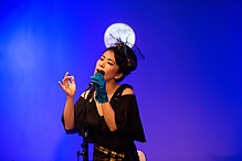 浜松市やらまいか大使スーパーモデル歌手ERIKO歌う姿①