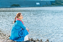 浜松市やらまいか大使スーパーモデル歌手ERIKO浜名湖を眺めながらの撮影